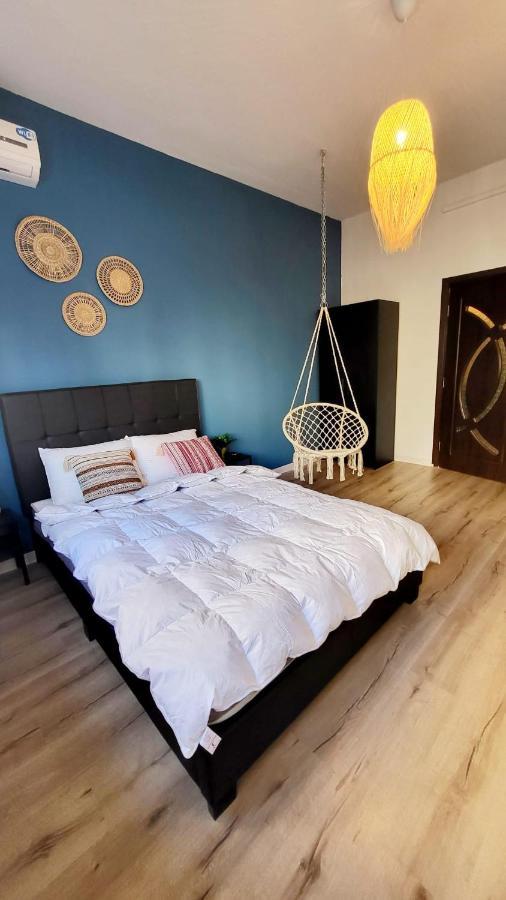 Central Studio Sapphire Apartman Bukarest Kültér fotó